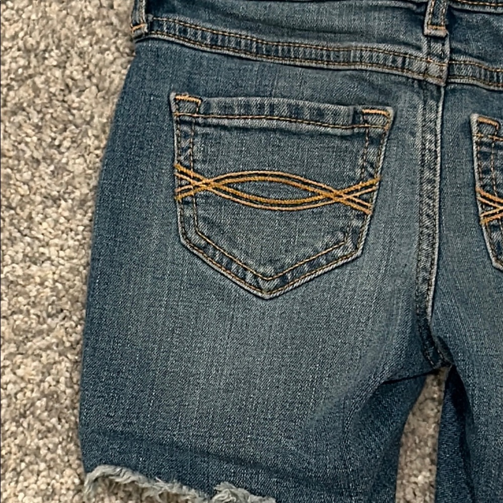 Abercrombie Kids Distressed Adjustable Waist Jean Shorts - Picture 8 of 9